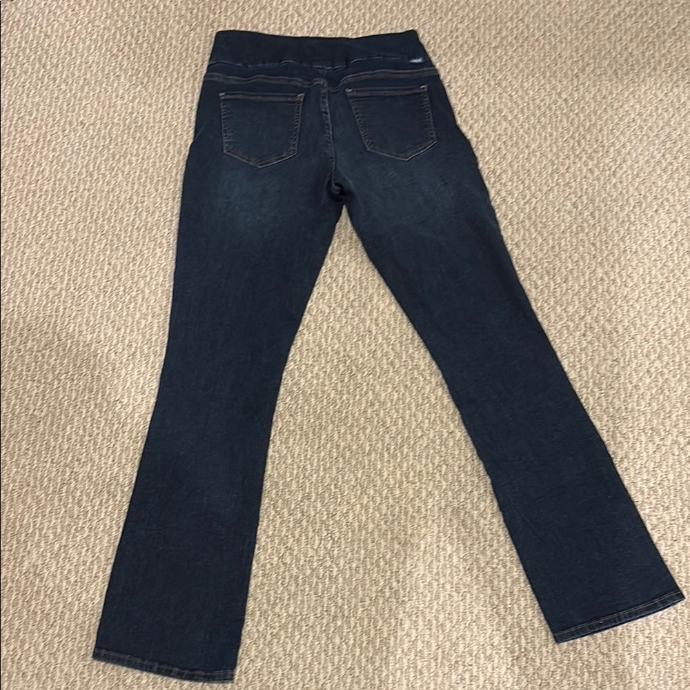 Blue Straight Leg Jeans with Subtle Fading NWOT - Picture 3 of 4
